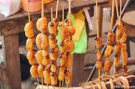gusano_suri_mercado_iquitos
